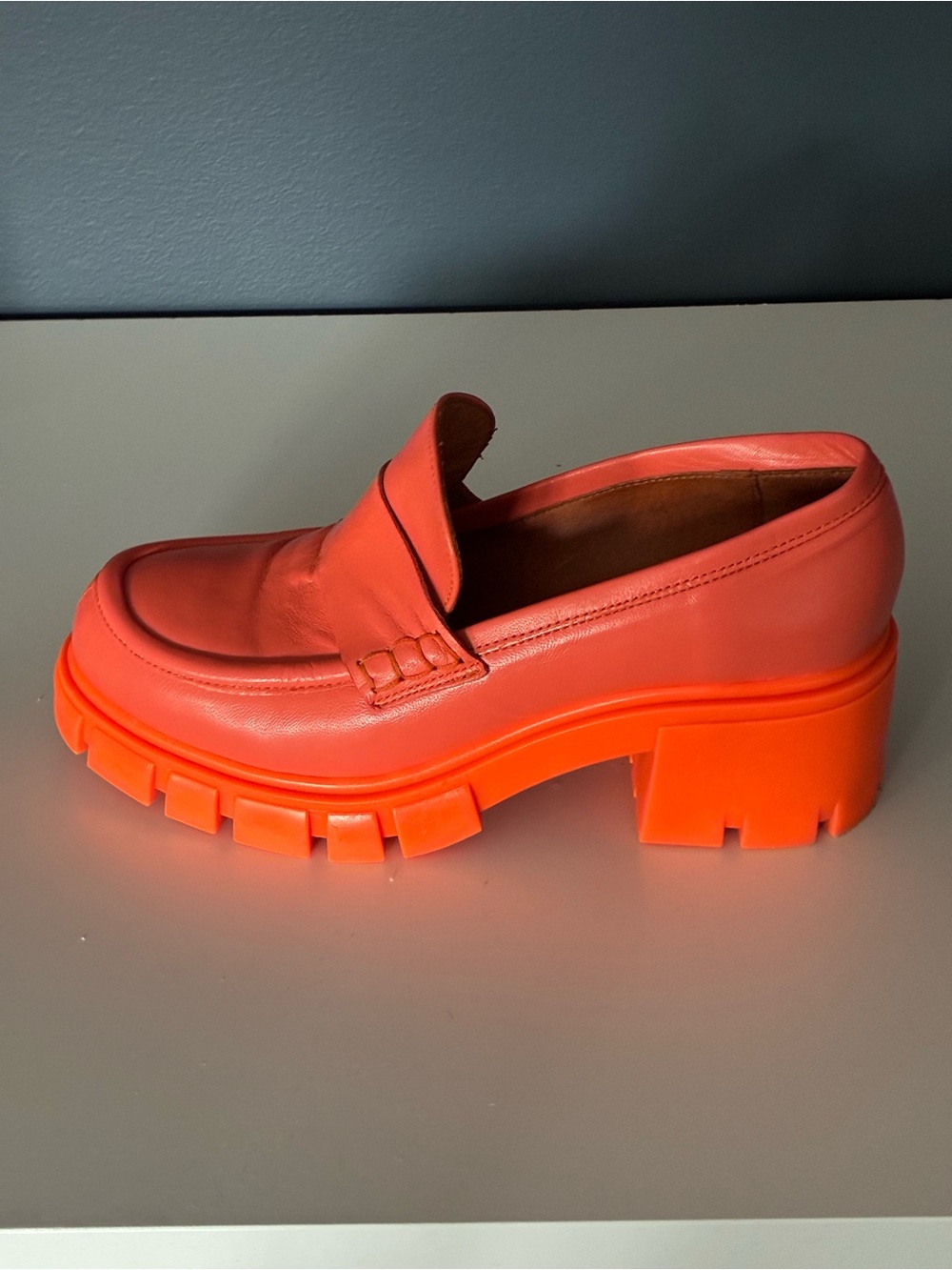L'INTERVALLE Orange Leather Platform Loafers - Picture 2 of 3
